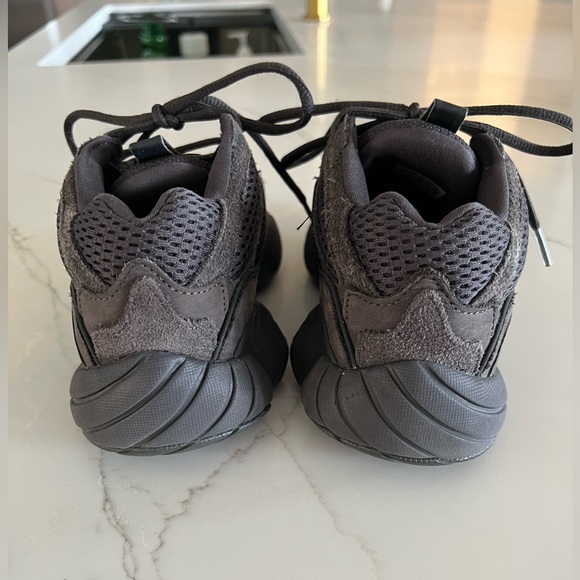 YEEZY 500 Black - US 6 Mens - Picture 6 of 9